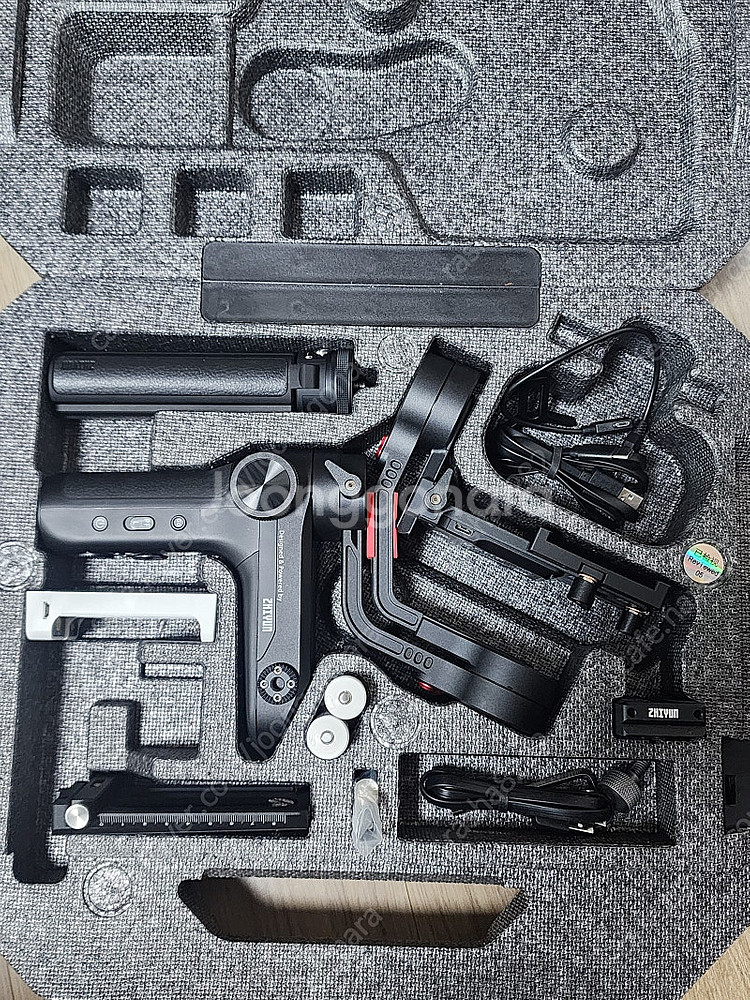 DJI RS4, 지윤텍 위빌랩 미러리스 짐벌 팝니다.--0
