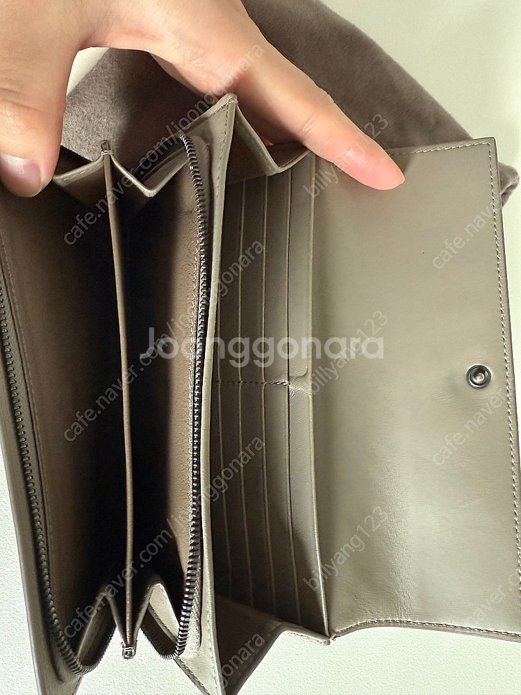 보테가베네타 장지갑--1