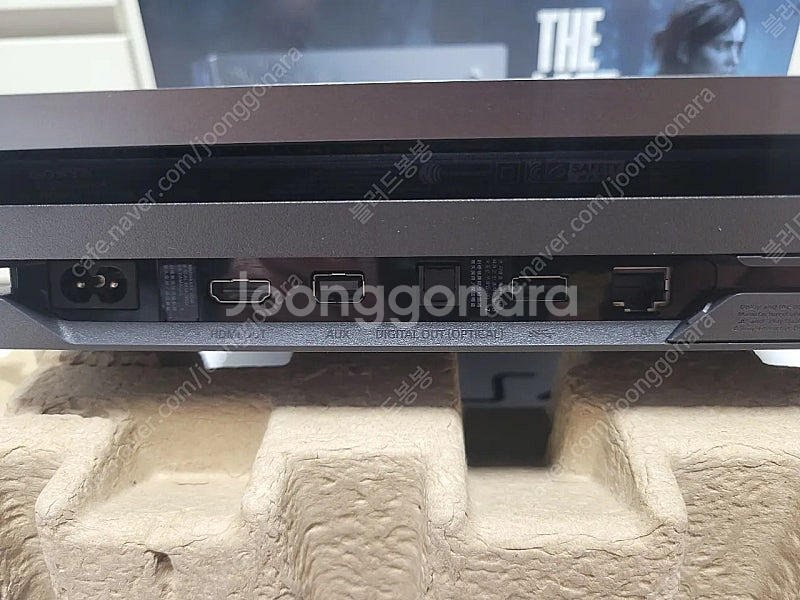 PS4 프로 라스트 오브 어스2 리미티드 에디션 팝니다...--3