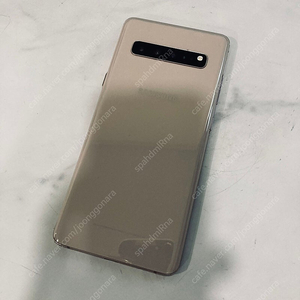 갤럭시 S10 5G 골드 256기가 매우깔끔한기기 9만8천원 판매합니다!