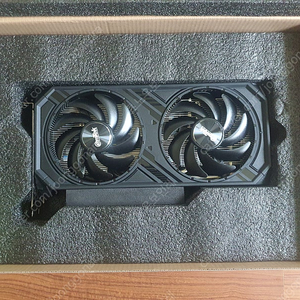 이엠텍 RTX 4060 팝니다.