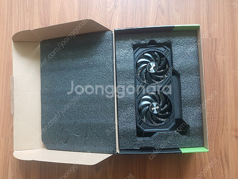 이엠텍 RTX 4060 팝니다.--3