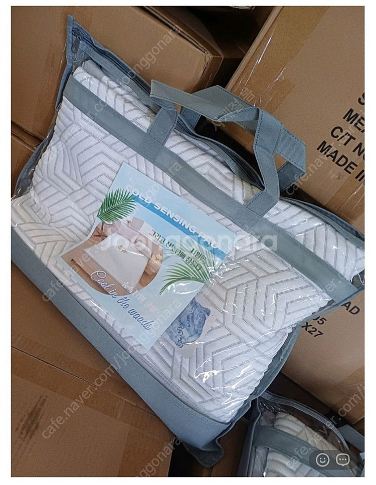 얼음처럼 차가운듀라론원단/기라로쉬 냉감이불.냉감패드 초...--1