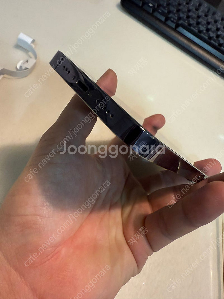 아이폰 14프로 퍼플 256 팝니다(65만)--4