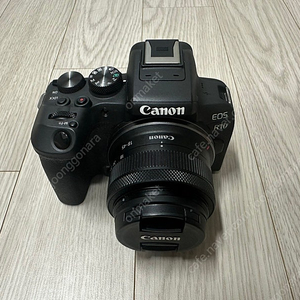 캐논 정품 EOS R10 바디 18-45mm 번들킷 , RF 50.8 알쩜팔 , RF-S 18-150mm 렌즈 판매합니다.