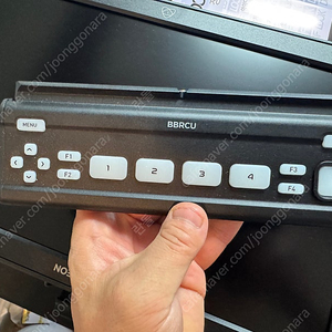 아토모스 네온 17 팝니다 atomos neon 모니터 (가격내림)