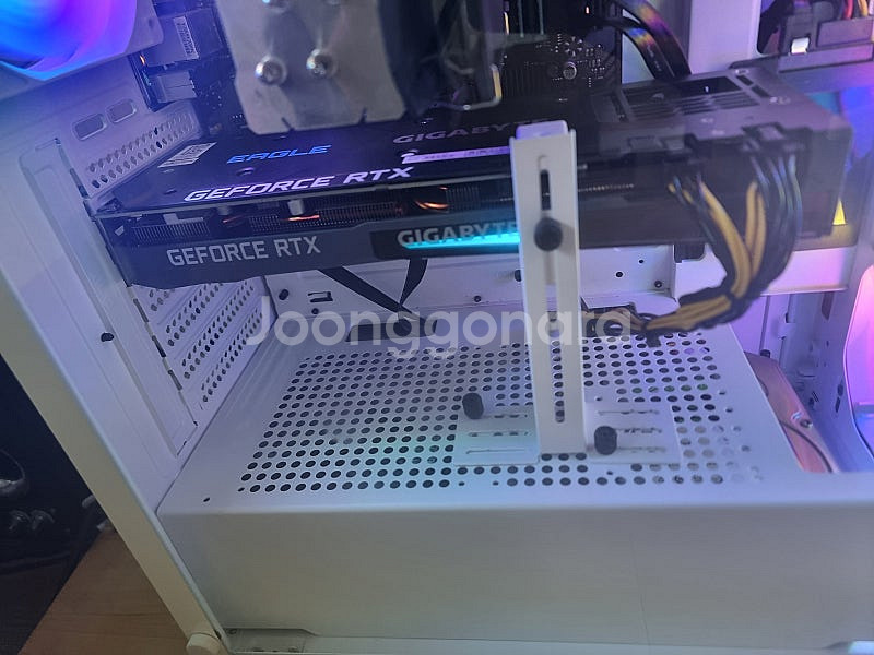 기가바이트 RTX3070--1