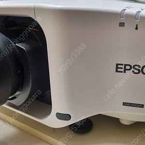 엡손EB-G7900U/4K ENHNACE/최대8천안시 거의 미사용신품