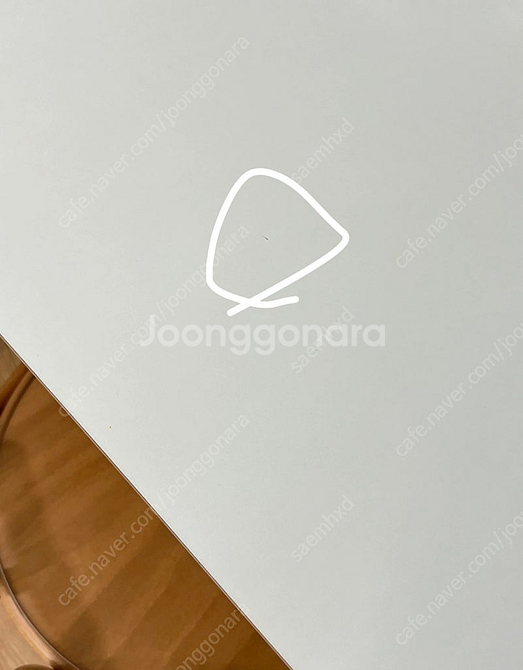 톤체어정품4개 & 식탁--4