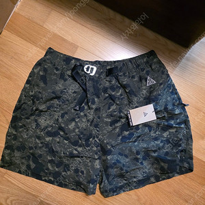 나이키 acg 트레일 쇼츠 카모