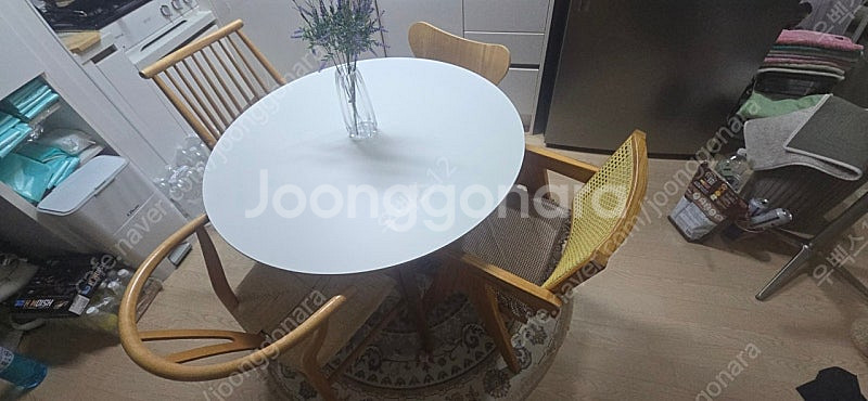 바네사 오크 원형 테이블(1000)과 원목의자 4개 일...--0