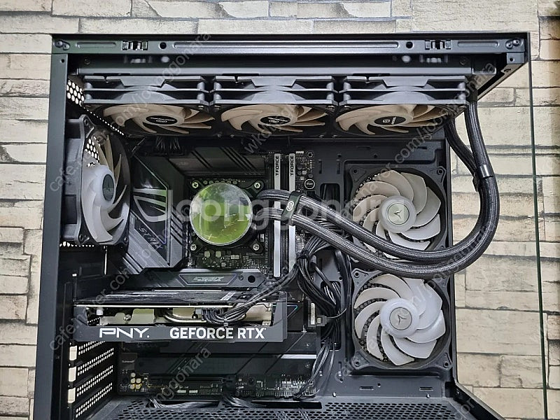 수원] 게이밍 PC 본체 i7-13700F, RTX 4...--2