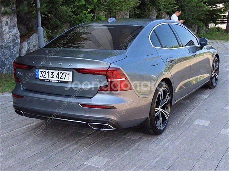 볼보 S60(3세대) B5 인스크립션 중고차 선착순 판...--2
