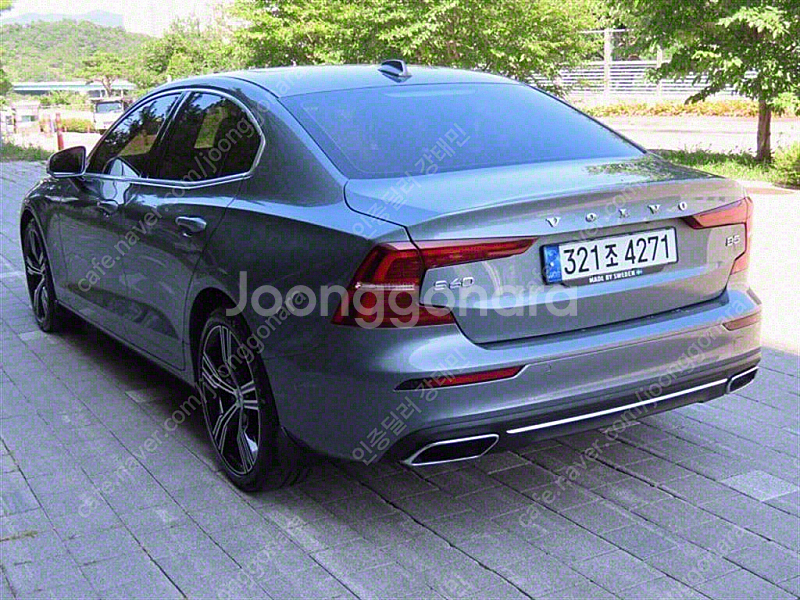 볼보 S60(3세대) B5 인스크립션 중고차 선착순 판...--3