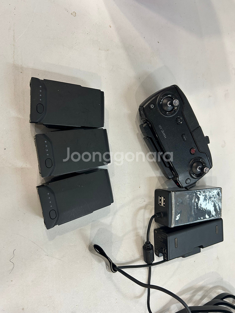 DJI 매빅 에어 1 플라이모어 콤보 판매합니다.--5