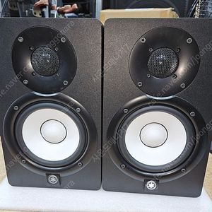 야마하 HS5 스피커 팝니다 yamaha HS-5 액티브모니터스피커 (블랙.화이트 가능) 야마하 HS8 팝니다 YAMAHA HS-5 YAMAHA HS-8