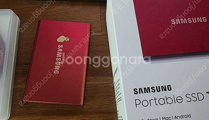 삼성 외장 SSD T7 1TB 판매 팝니다.--0