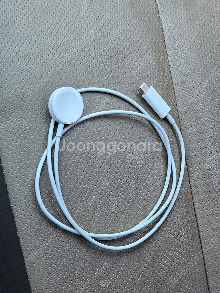 애플워치 se2 40mm 블랙 판매합니다.--3
