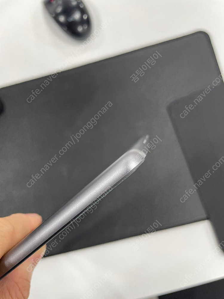 iPad 7 세대 32gb Wi-Fi 모델 이미지