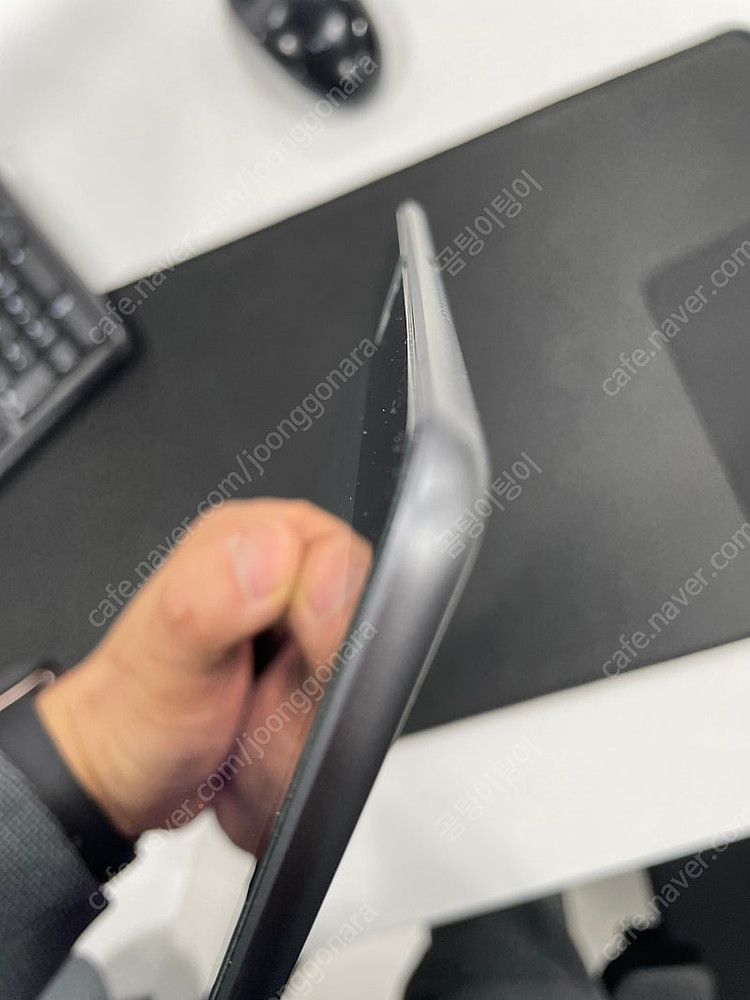 iPad 7 세대 32gb Wi-Fi 모델 이미지