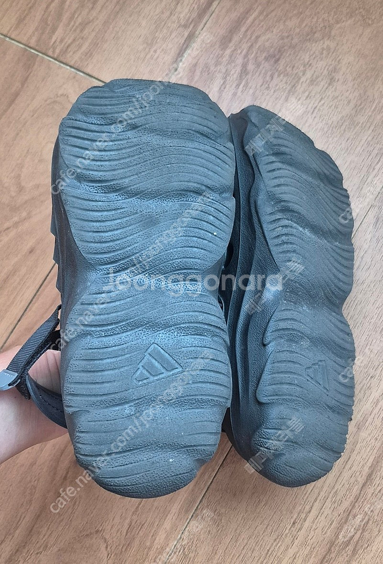 아디다스 맥스클로그 225 택포 15000원--2
