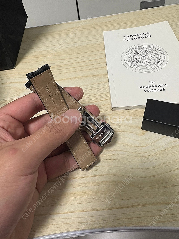 태그호이어 까레라 검판 시계 새상품급 풀구성 판매--9