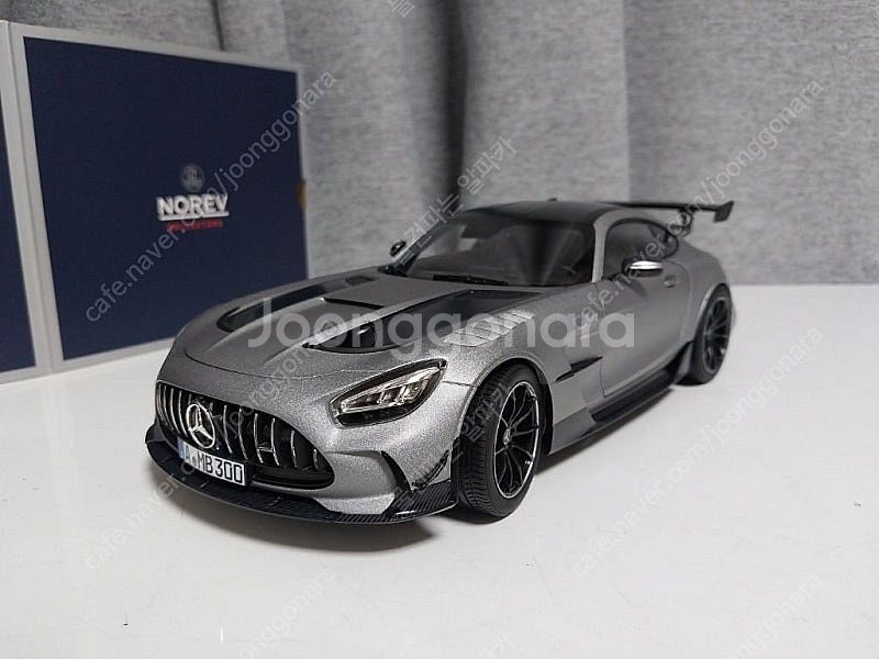 [1:18] 노레브 benz amg gt 블랙시리즈 다...--0