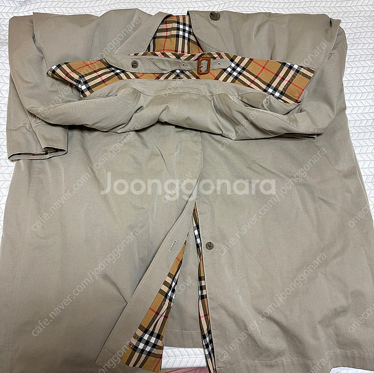버버리 브라이튼 트렌치 카 코트 샌드스톤 / 60--4