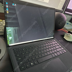 미니스포럼 v3 8840u 32g