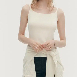 시에sie 아이린 슬리브리스 크림 거의새것