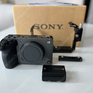 sony fx30 + sigma 18-50 f2.8 + 스몰리그케이지 판매합니다.