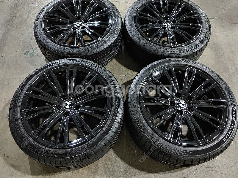 [판매] BMW G20 3시리즈 790M 18인치 정품...--0