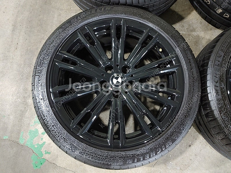 [판매] BMW G20 3시리즈 790M 18인치 정품...--3