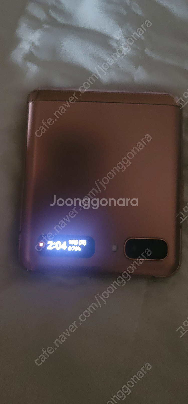 Z플립1. 팝니다 정상개통 가능합니다 택포 10. 에 ...--1