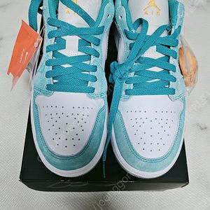 나이키 에어 조던 1 로우 SE 뉴 에메랄드 새상품