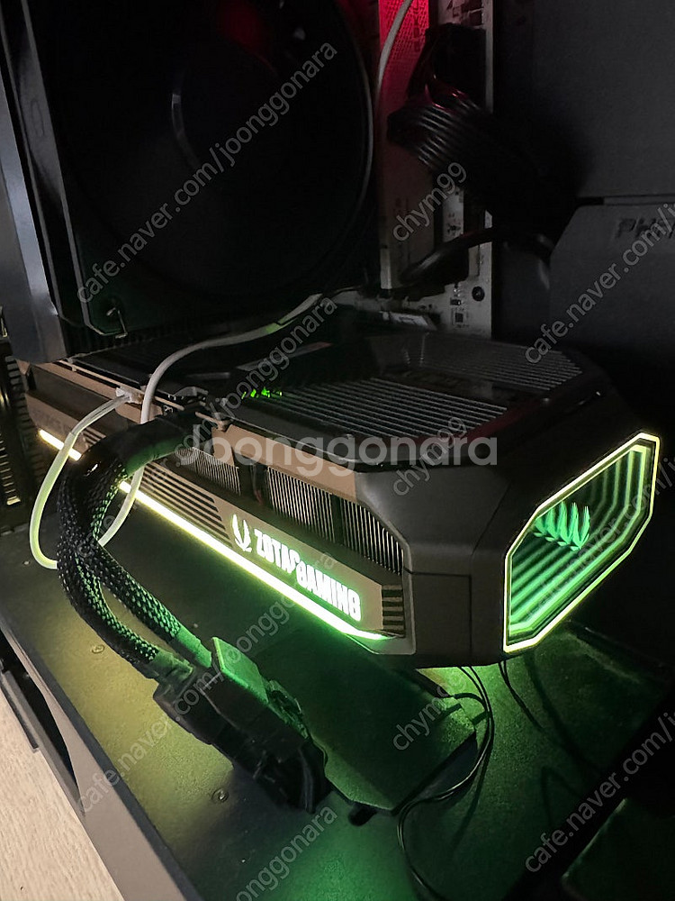 Zotac Rtx5080 amp extreme--1