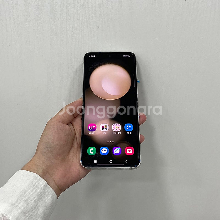 81043 갤럭시Z플립5 크림 512GB 삼성리퍼폰 팝...--0