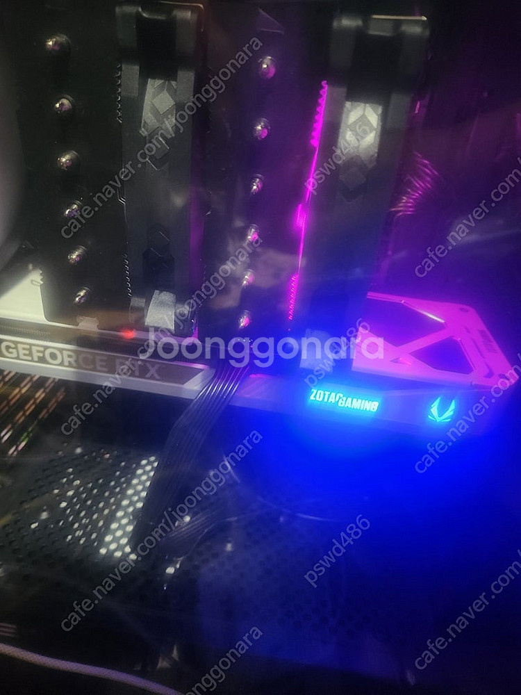 조텍 rtx5070 solid 화이트 단순개봉 팝니다--1