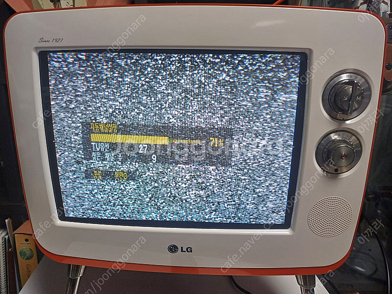 LG 레트로티비 14인치(14SR1EB)팝니다--0