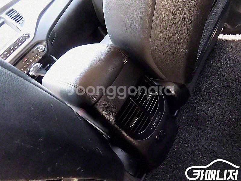 올뉴 카렌스 1.7 VGT 프레스티지 2015 년 중고...--8