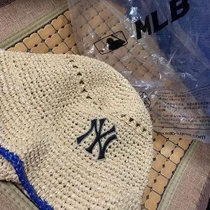 MLB 양키스 라피아 버킷햇 새상품