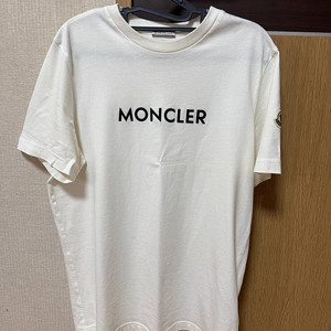 정품 몽클레어 남자 반팔티 M ( 2024년 구매 )