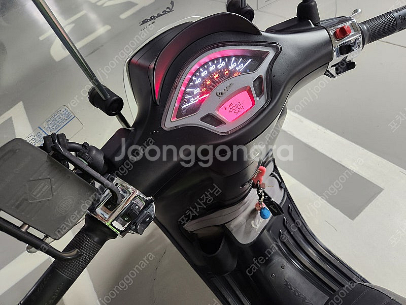 베스파 스프린트 무광블랙 2022년식--4