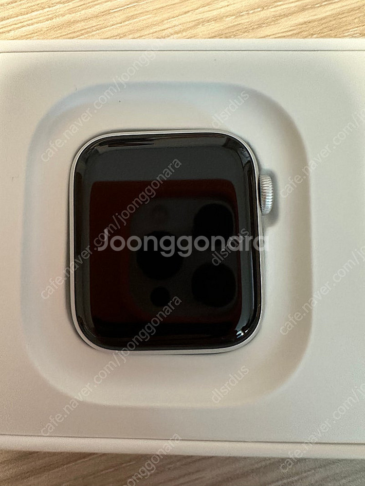 애플워치 SE 2세대 40mm 실버--1