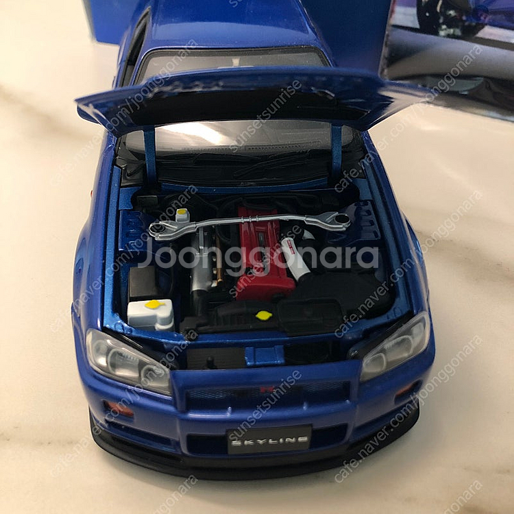 오토아트 gtr r34 1:18 판매--3