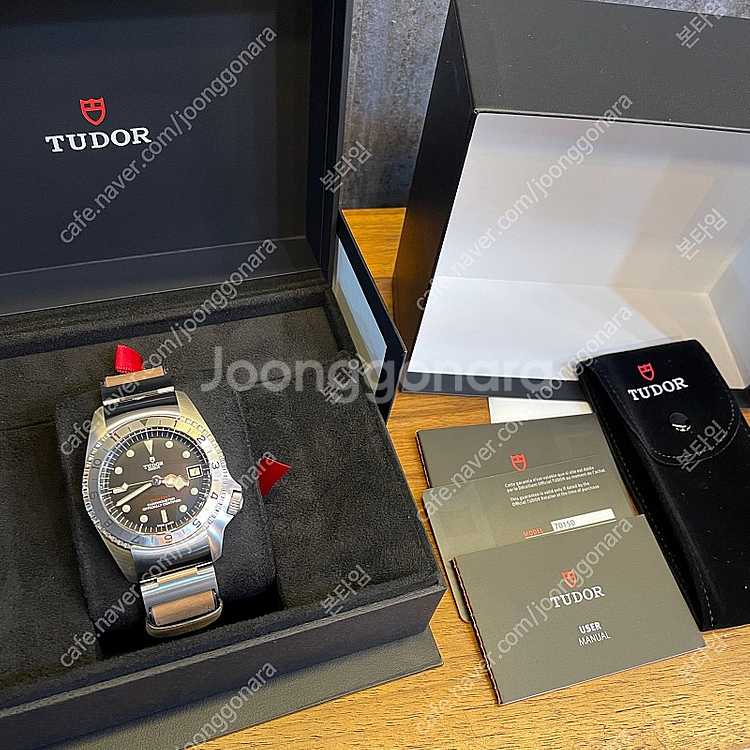 미사용품] 튜더 블랙베이 P01 42mm 검판 가죽 스...--8