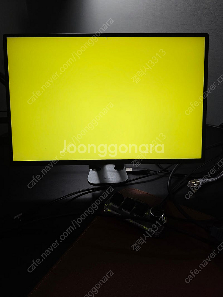 120hz 포터블모니터 팝니다--7