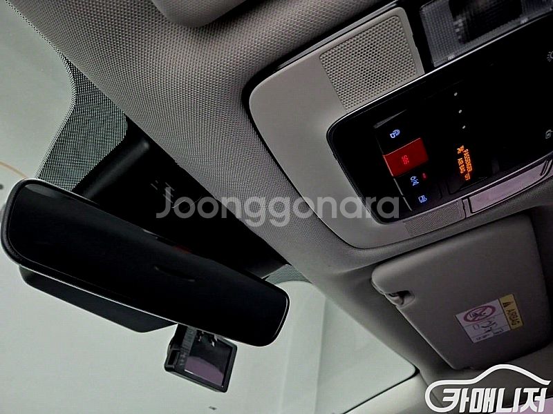 현대 투싼 (NX4) 디젤 2.0 2WD 프리미엄 중고...--9