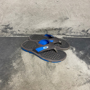 오클리 쪼리 270
