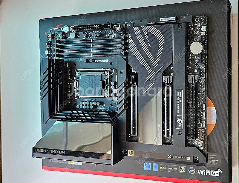 ASUS ROG MAXIMUS Z790 HERO 풀박--1